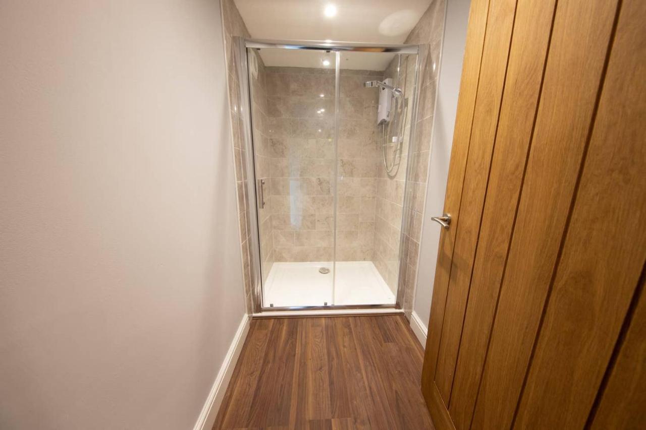 Moors Wood Relaxing ,Tranquil Retreat With Hot Tub Villa Chippenham  Luaran gambar