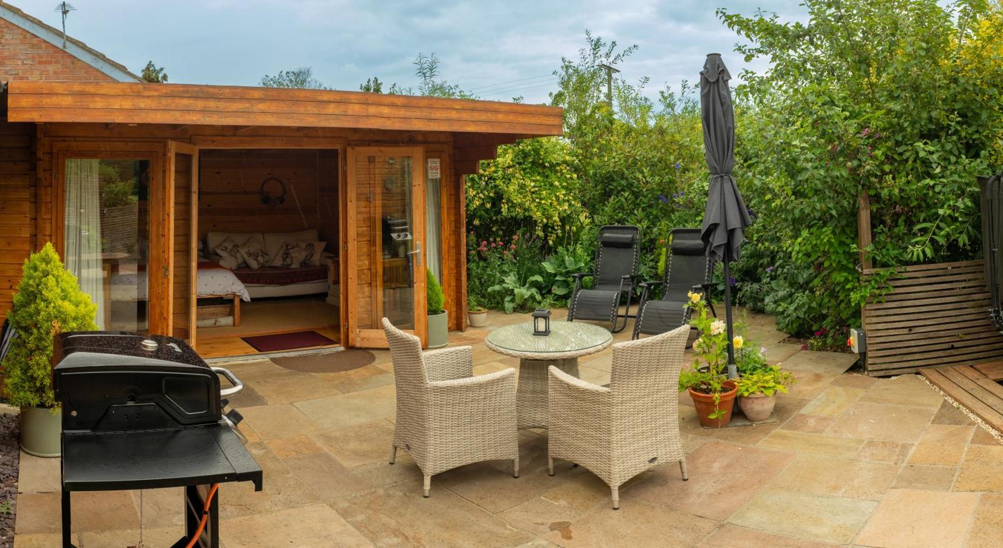 Moors Wood Relaxing ,Tranquil Retreat With Hot Tub Villa Chippenham  Luaran gambar