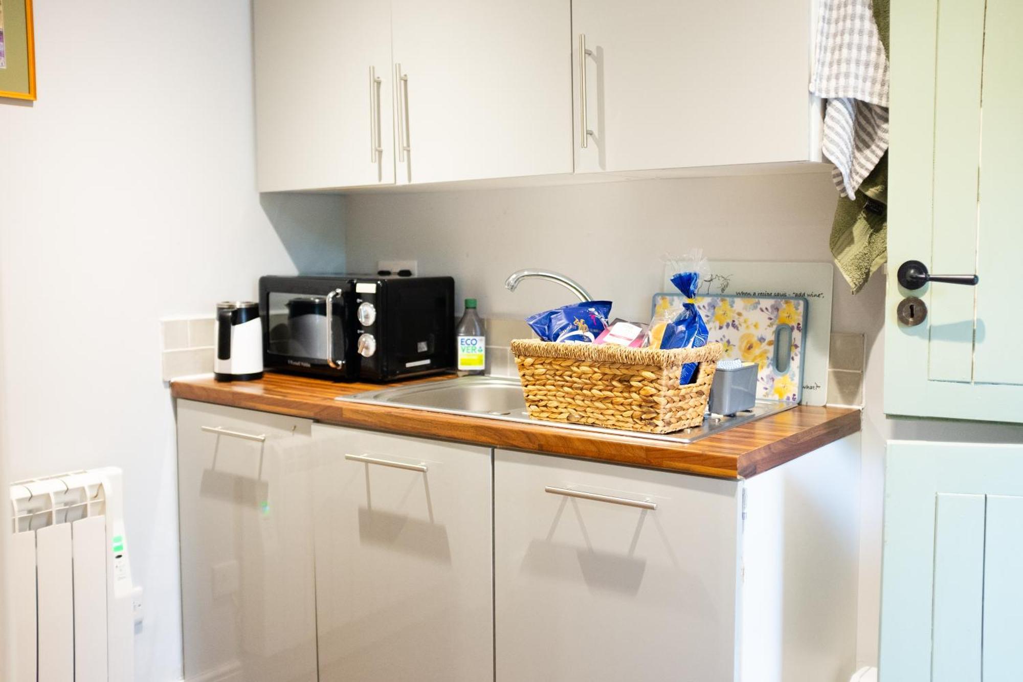 Moors Wood Relaxing ,Tranquil Retreat With Hot Tub Villa Chippenham  Luaran gambar